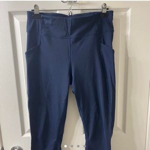 Navy Lululemon Leggings with pockets
